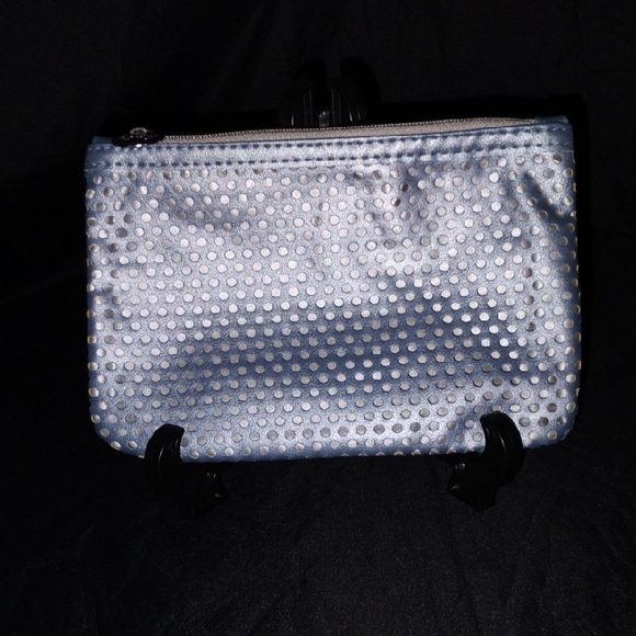 ipsy Handbags - Ipsy Silver Cosmetic Bag with Textured Design